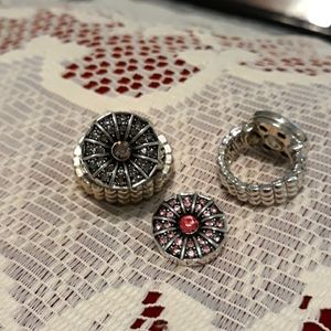 Snap button ring